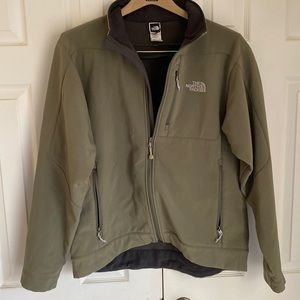The North Face men’s jacket